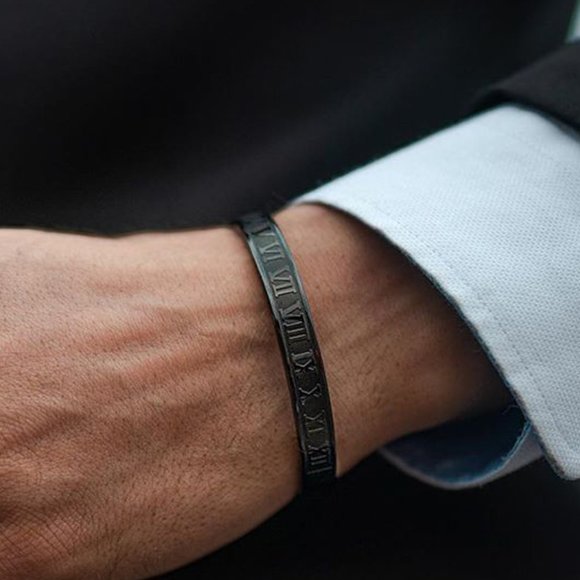 2/$35 💗 2 PC Royal Roman Buckle Numeral Cuff Bracelets Bangles Black - Picture 3 of 10